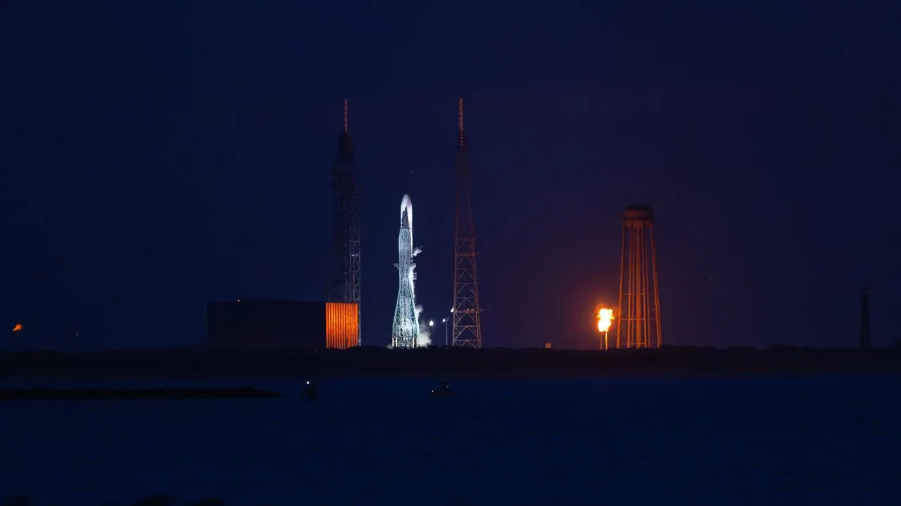 Blue Origin'e Ağır Darbe: New Glenn Roketi Patladı!