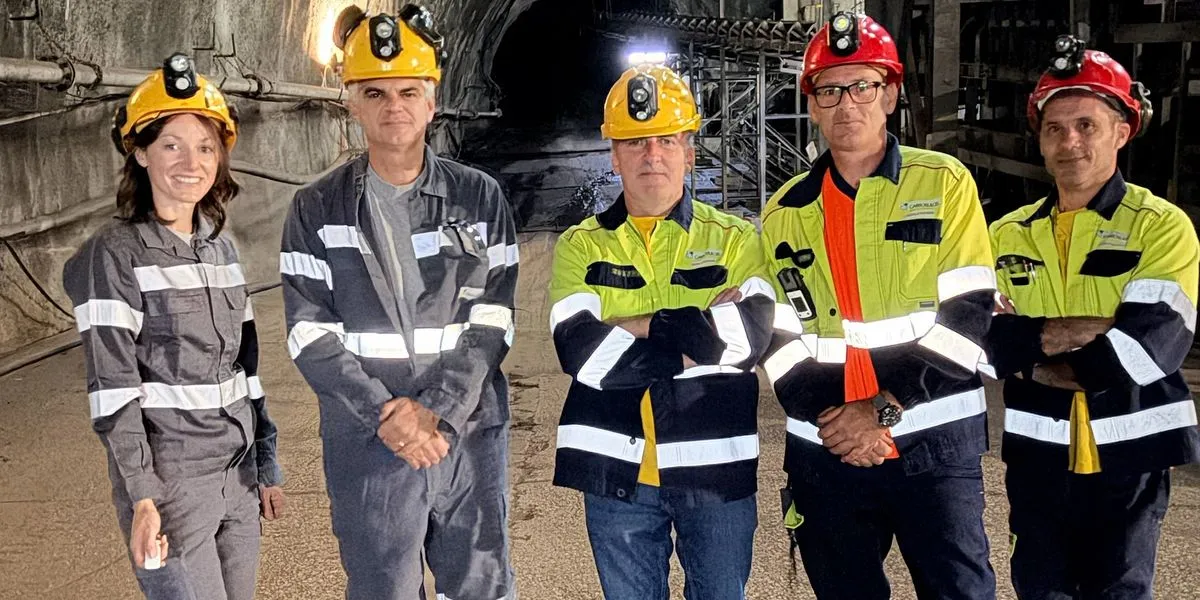 Sardinyalılar Yenilenebilir Enerji Dönüşümüne Neden Karşı Çıkıyor?
