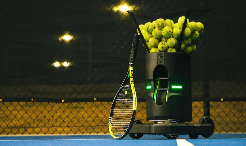 Zeki Tenis Makinesi Tanıtıldı