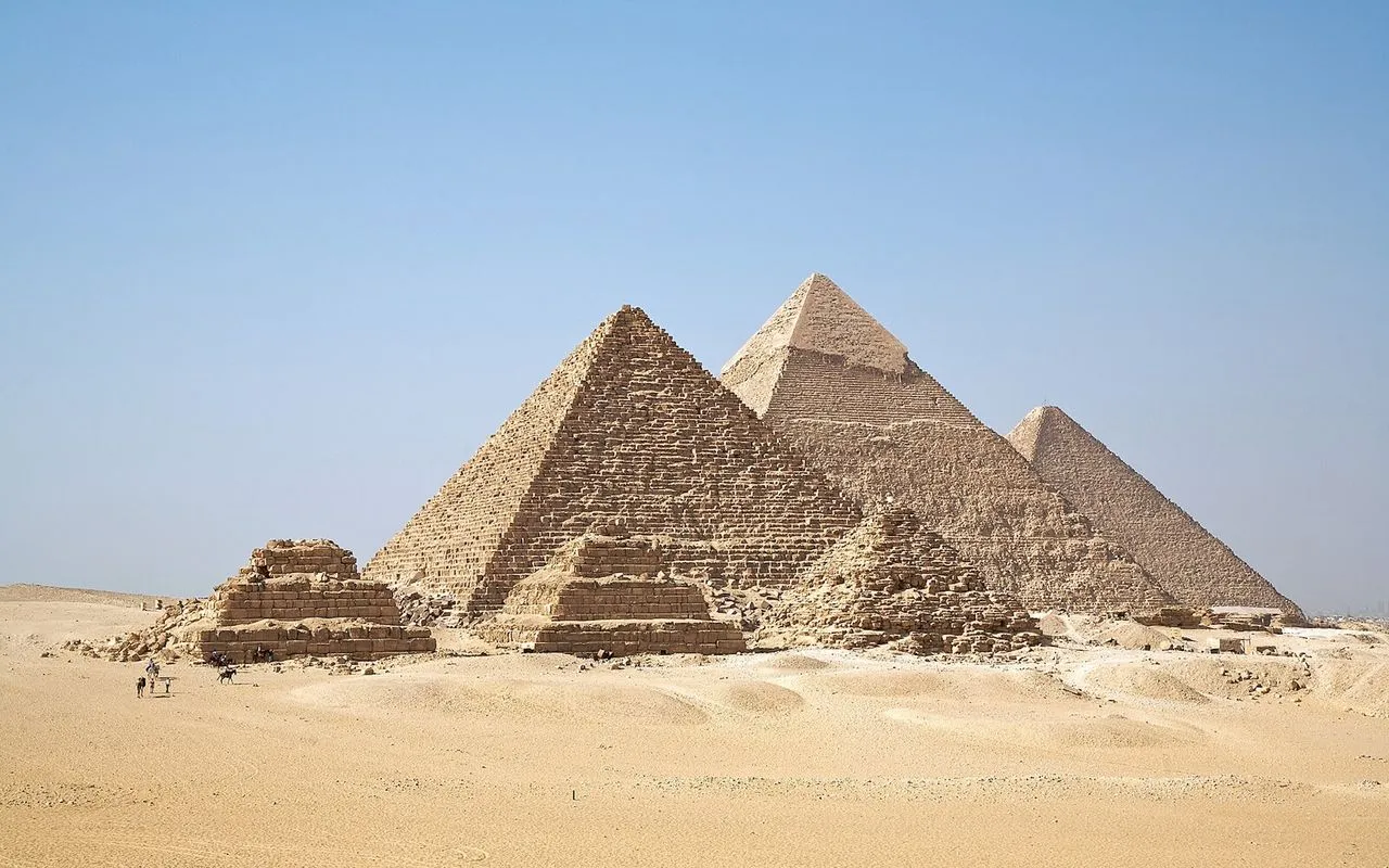 Giza Piramitleri'nin Deprem Sırrı: Antik Mısır'dan Mühendislik Harikası